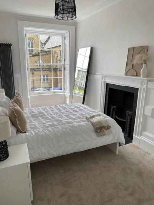 No.8 Laura Place * Aberystwyth