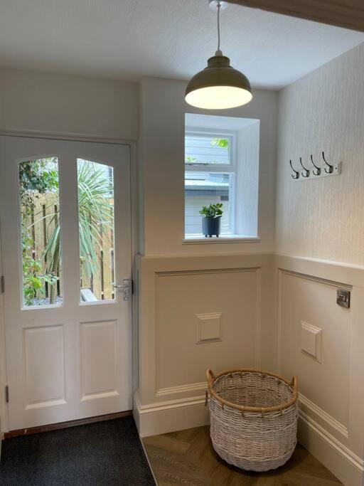 No.8 Laura Place Holiday home *